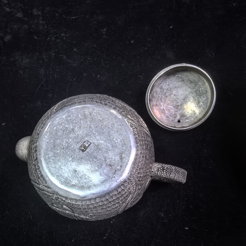 Antyczny, postarzany czajnik z – Vintage Collectible Market recenzja i cena