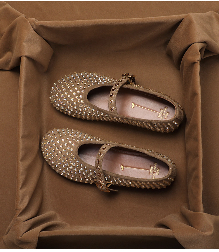 SHOEBOX Vintage buty Mary Jane – Vintage Collectible Shoes recenzja i cena