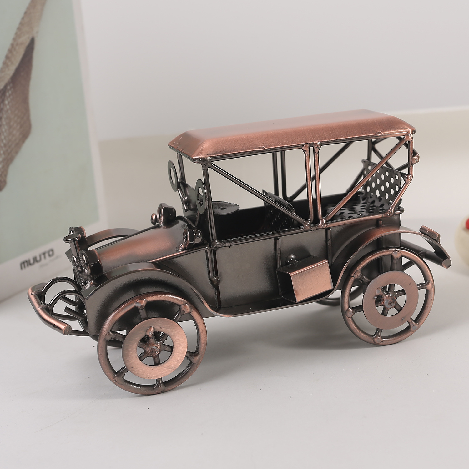 Europejskie, klasyczne modele  – Vintage Collectible Toys recenzja i cena